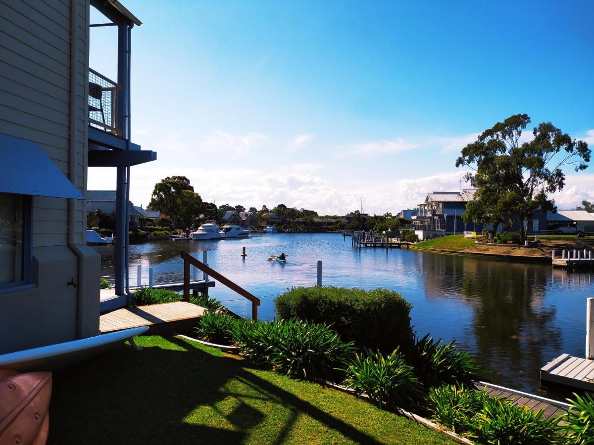 Captains Cove 1St Floor Spa Luxury Apartments - Free Netflix Paynesville Exterior foto